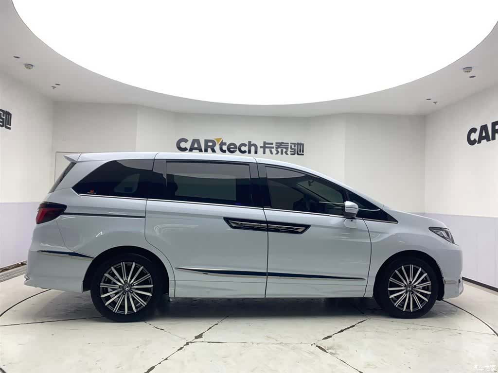 Honda Elysion, 2025 4