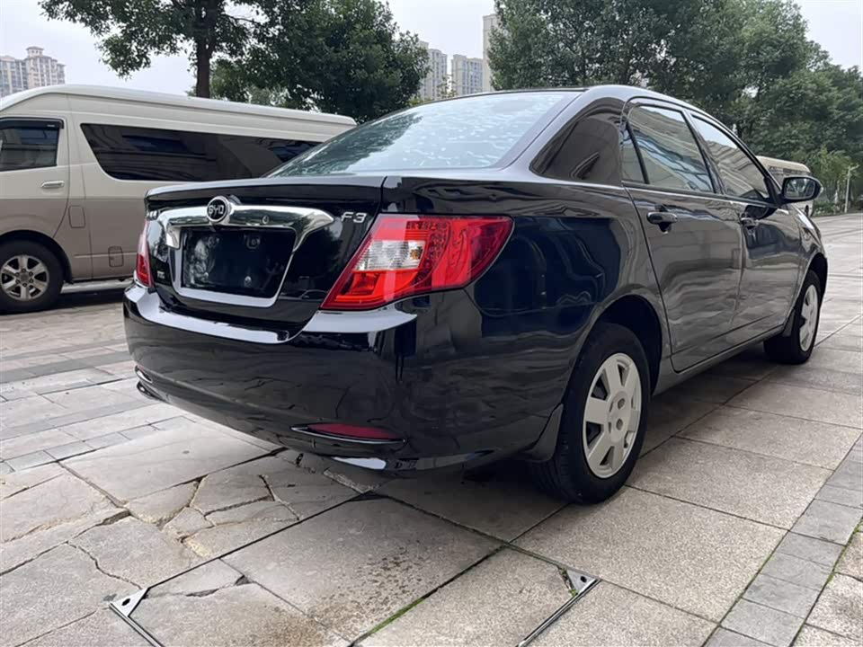 BYD F3