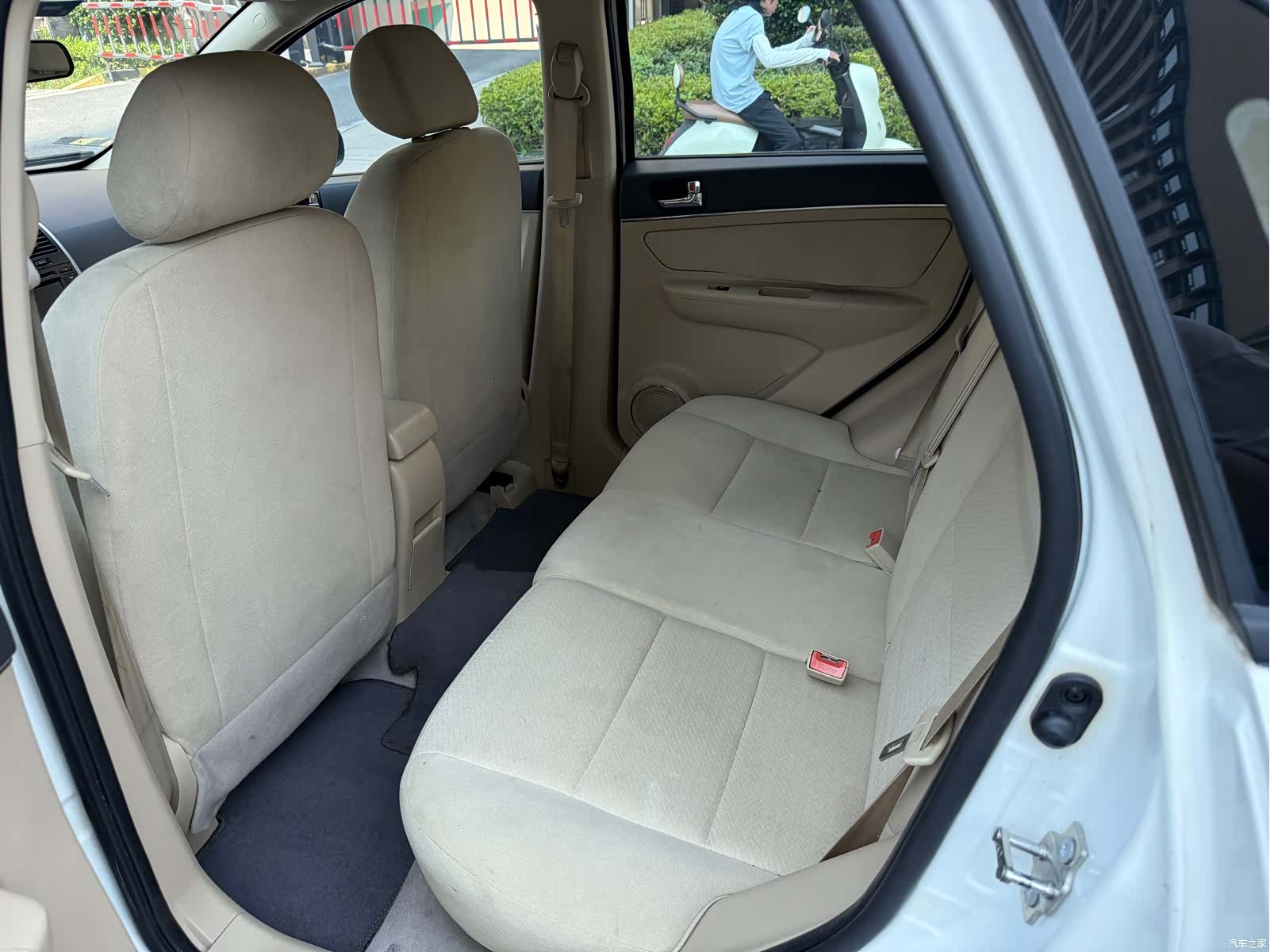 BAIC E Series, 2015 все фото