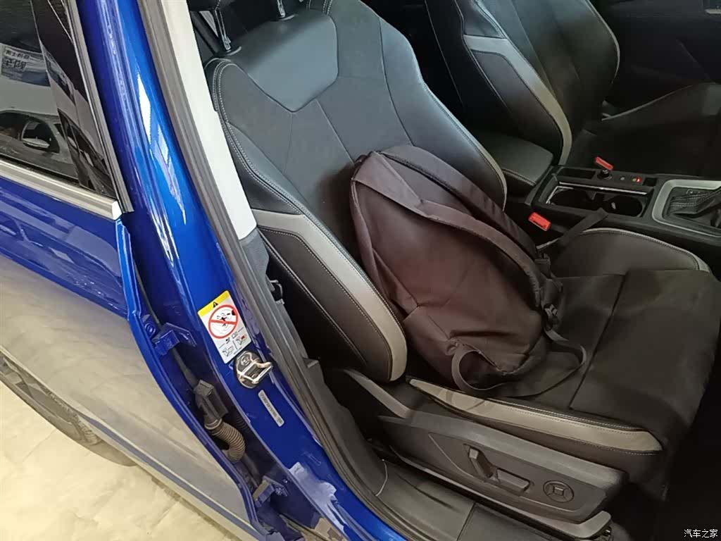 Audi Q3, 2019 25