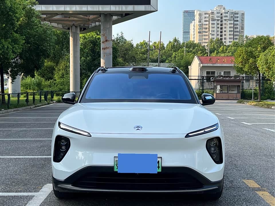 NIO ES6