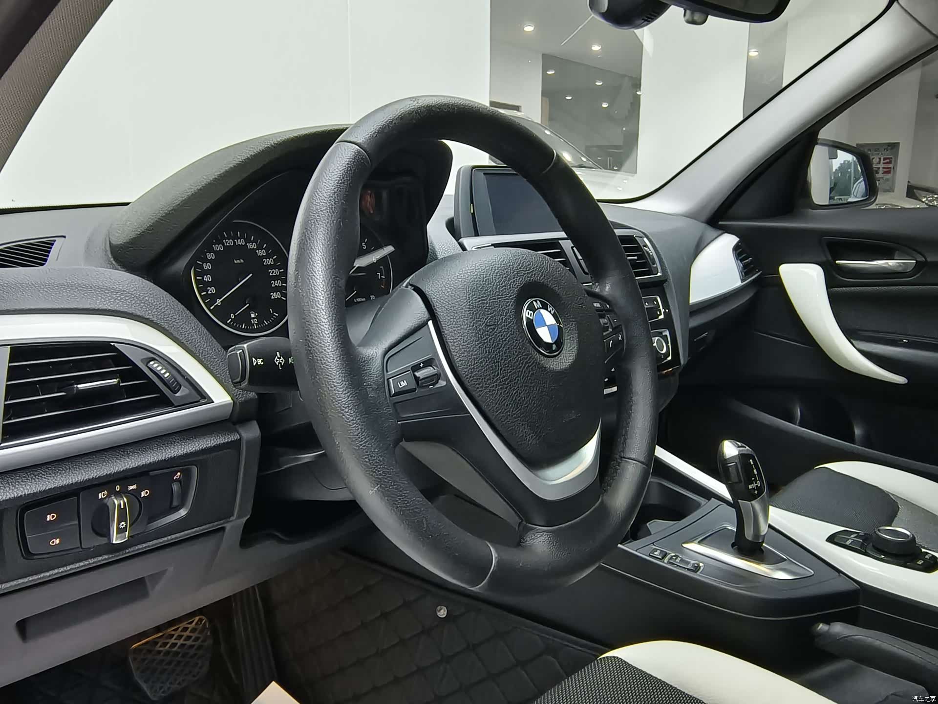 BMW 1 Series, 2016 14