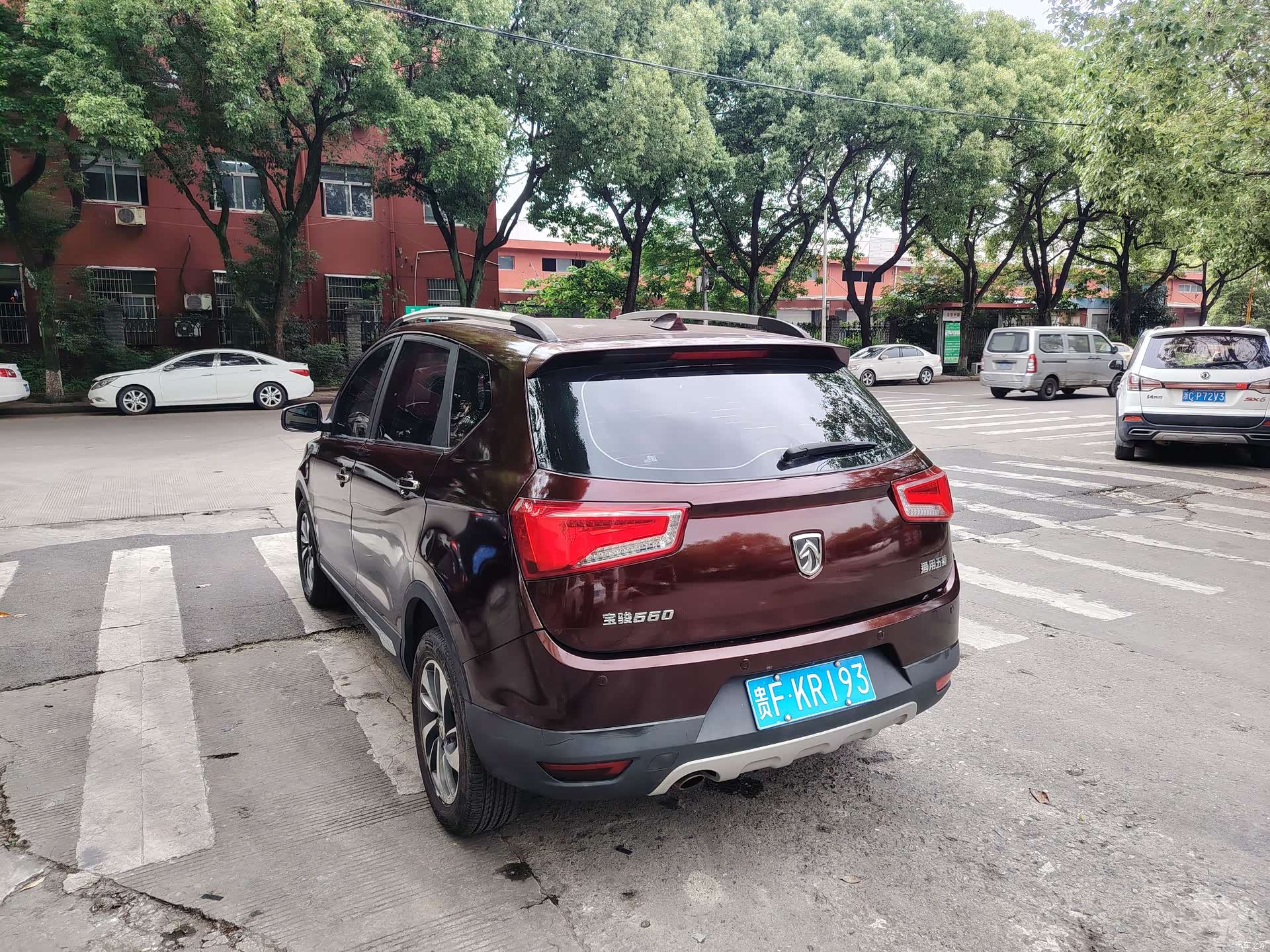 Wuling 560, 2017 12
