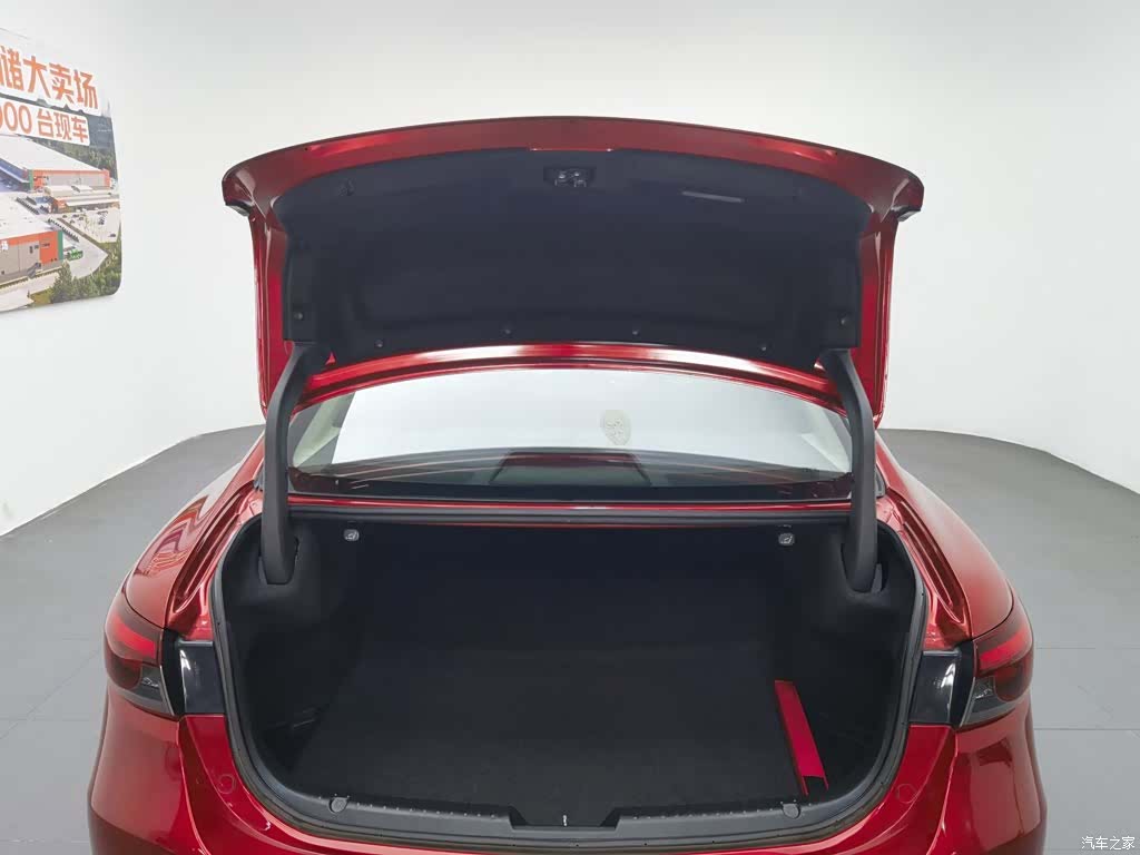 Mazda Atenza, 2017 16