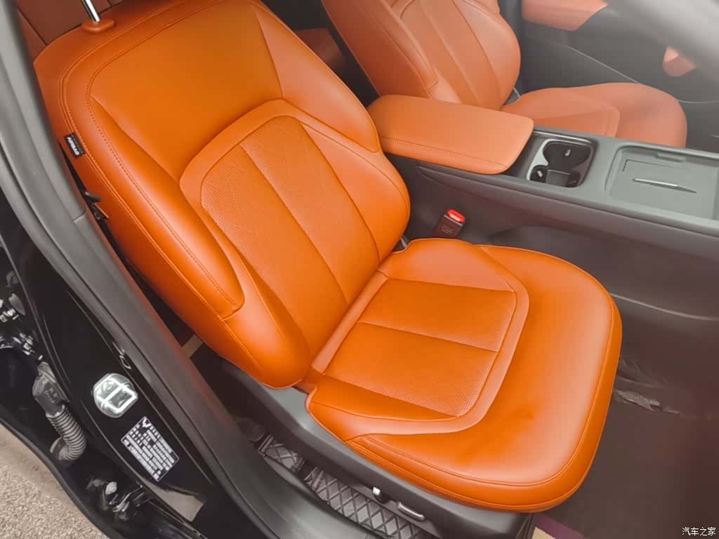 Wuling Starlight, 2025 25