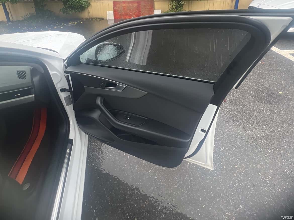 Audi A4L, 2019 8