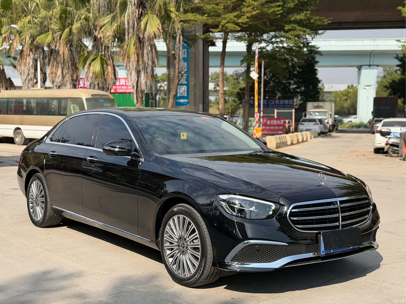Mercedes-Benz E-Class, 2021 3