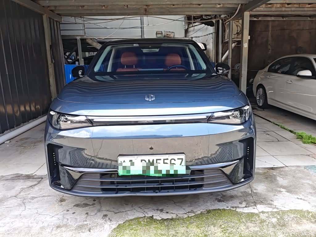 Leapmotor C10, 2025 3