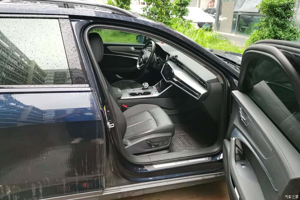 Audi A6, 2022 8