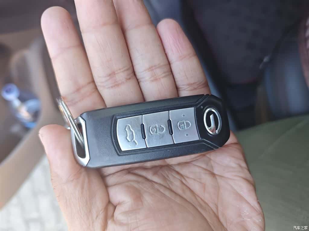 GAC GS4, 2016 12