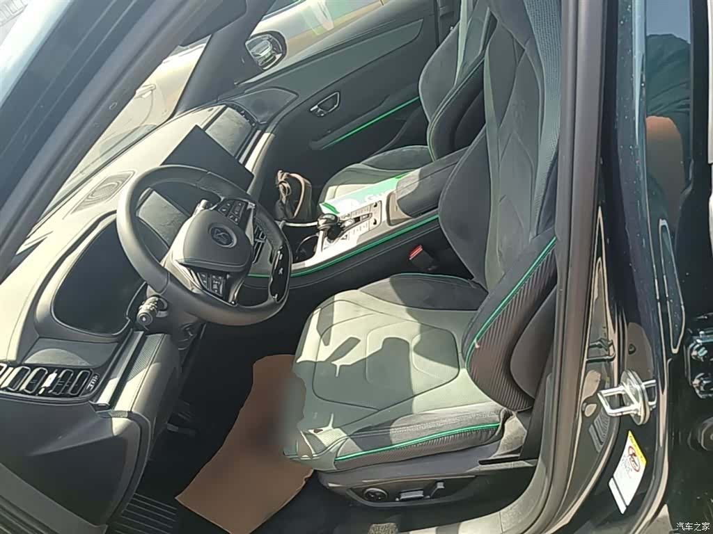 BYD Han, 2023 15