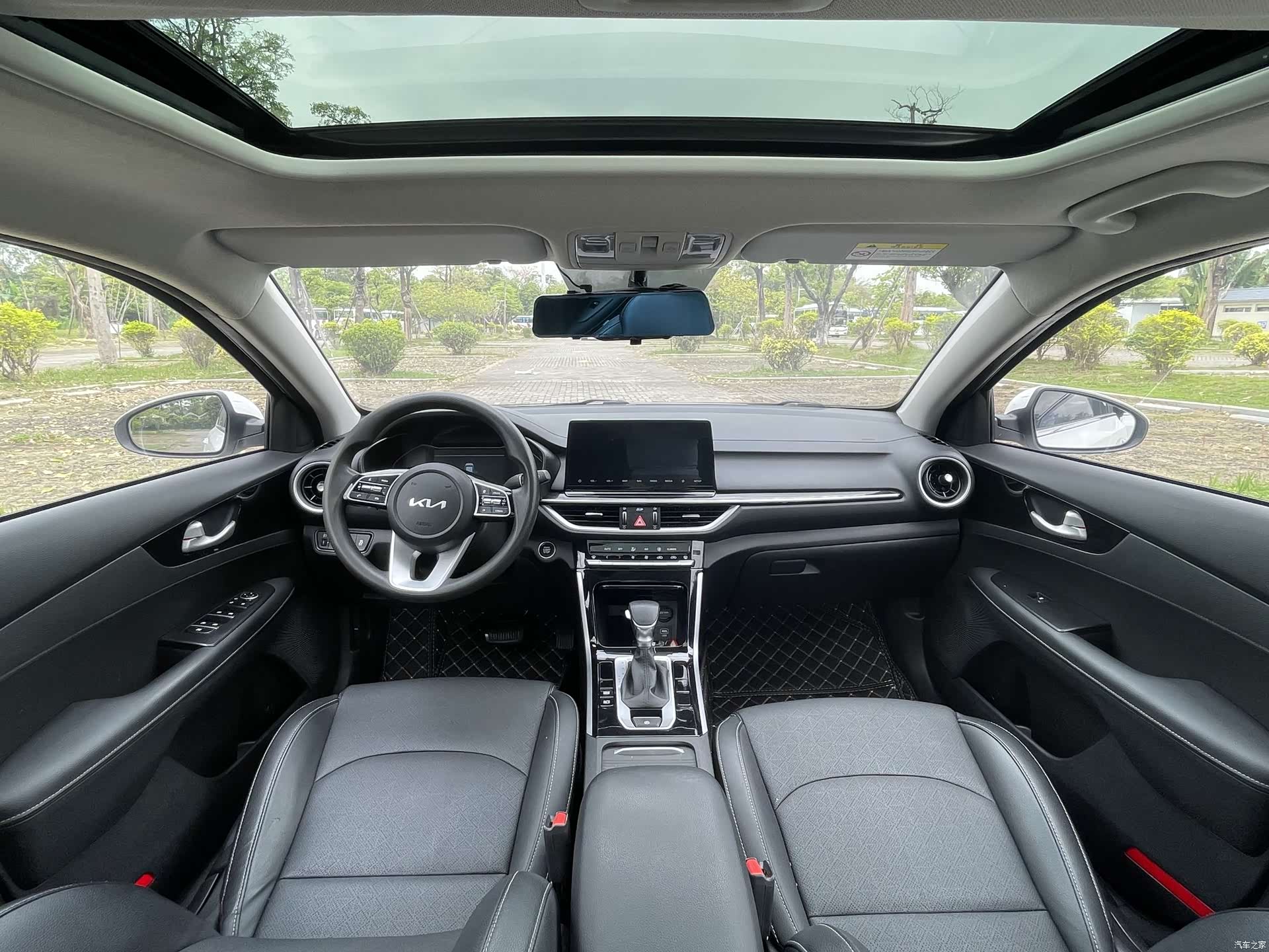 Kia K3, 2022 7