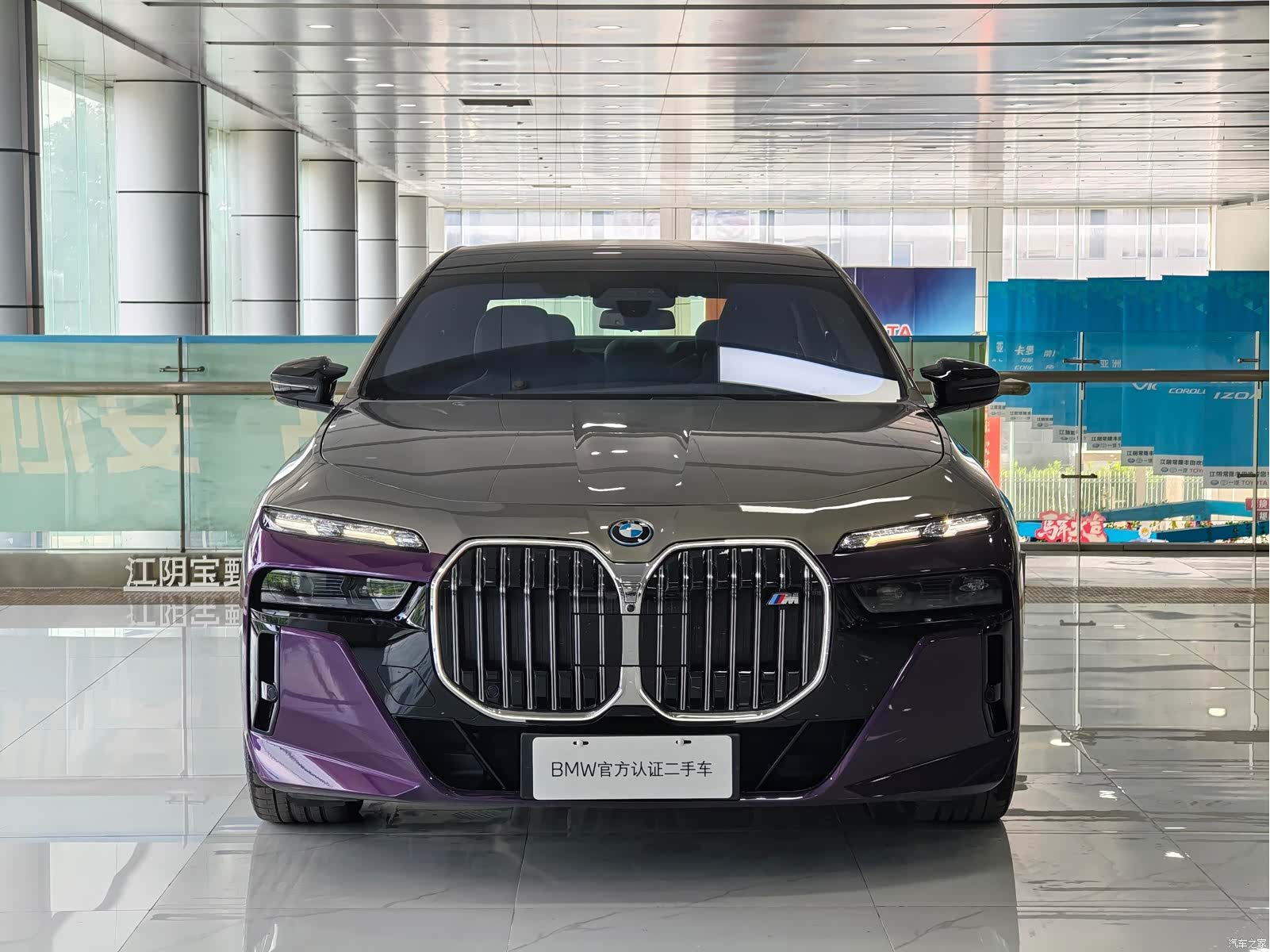 BMW M760Le, 2023 4