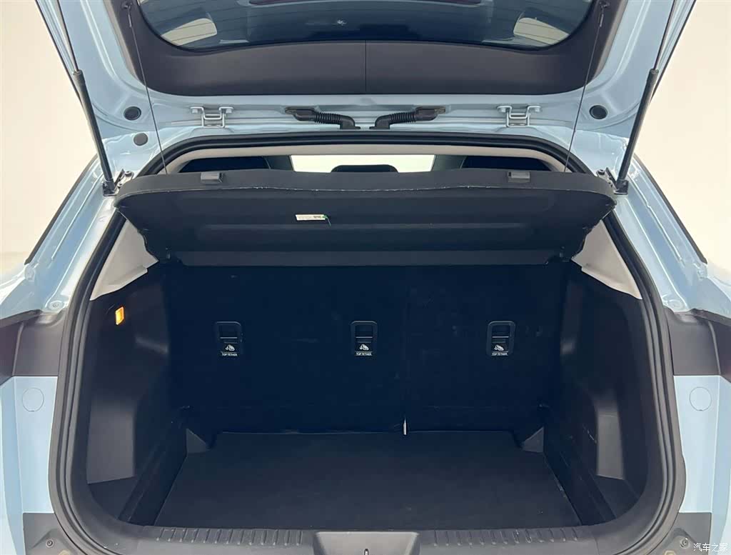 Chery Omoda 5, 2022 18