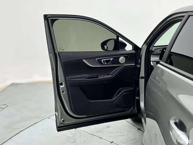 Chery Tiggo 5x, 2025 16