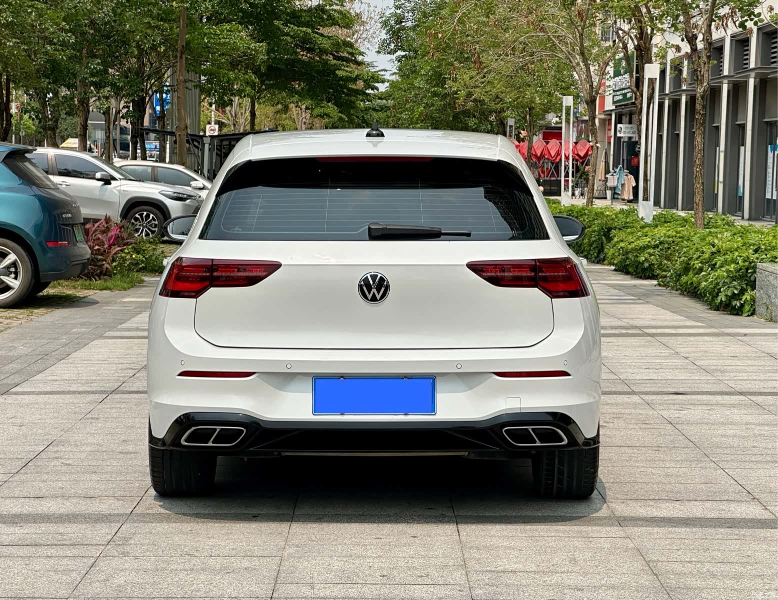 Volkswagen Golf, 2023 все фото