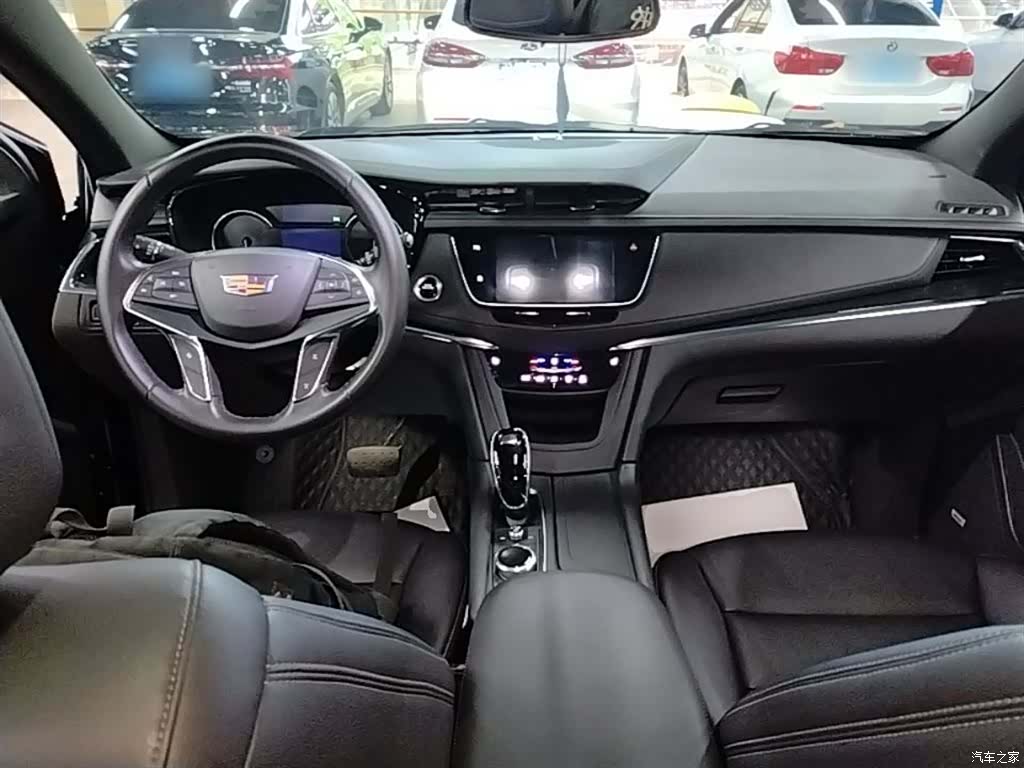 Cadillac XT5, 2021 10