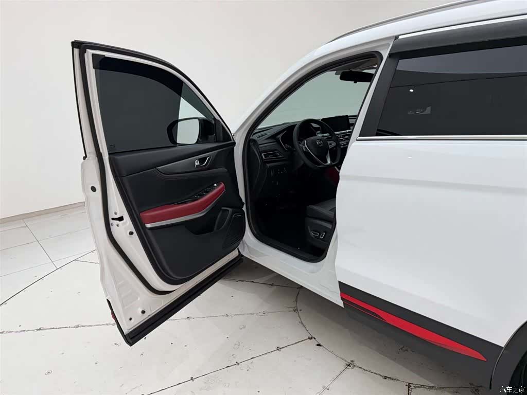 Changan CS75, 2022 13