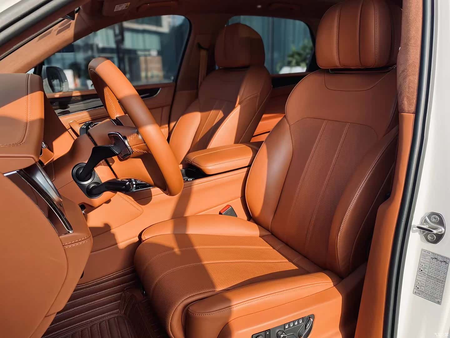 Bentley Bentayga, 2018 4