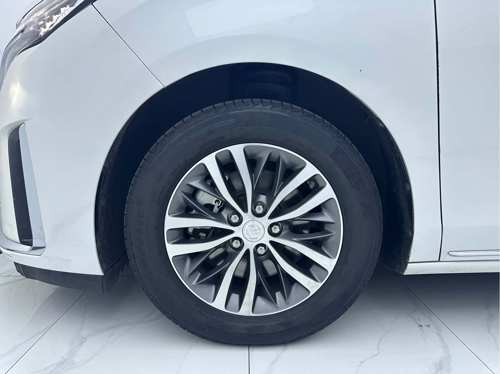 Buick GL8, 2023 7