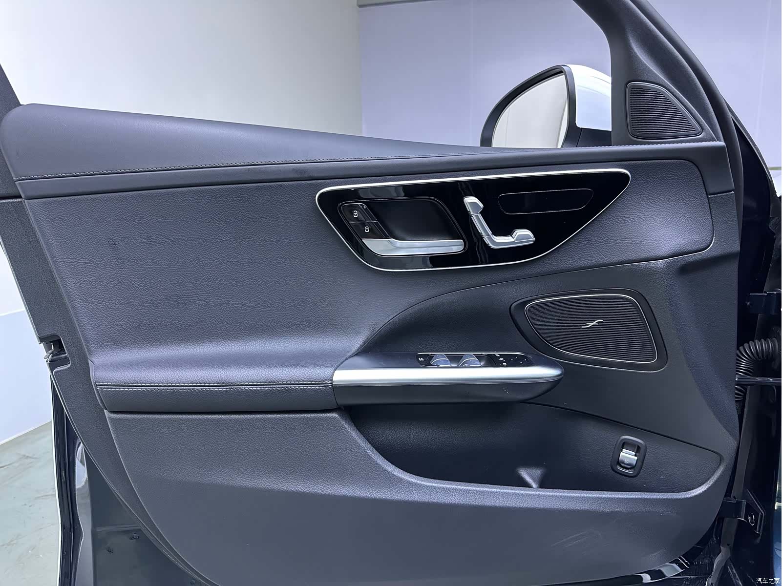 Mercedes-Benz C-Class, 2022 14