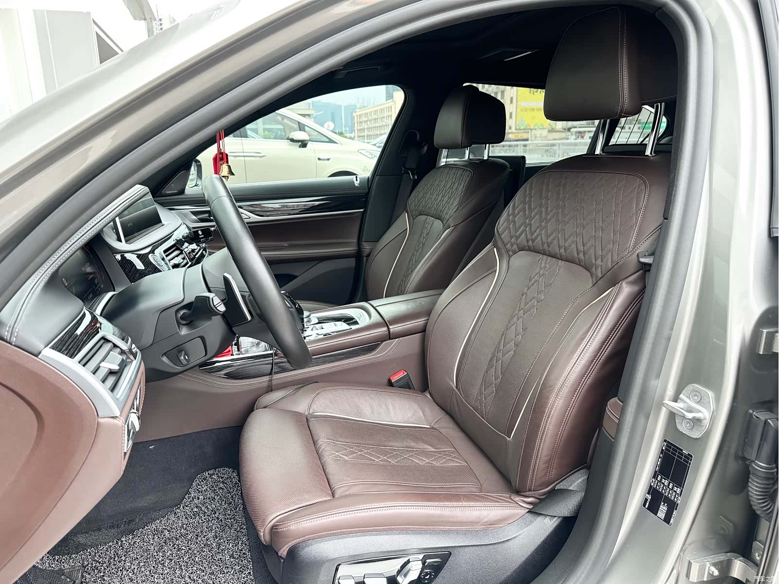 BMW 7 Series, 2020 6