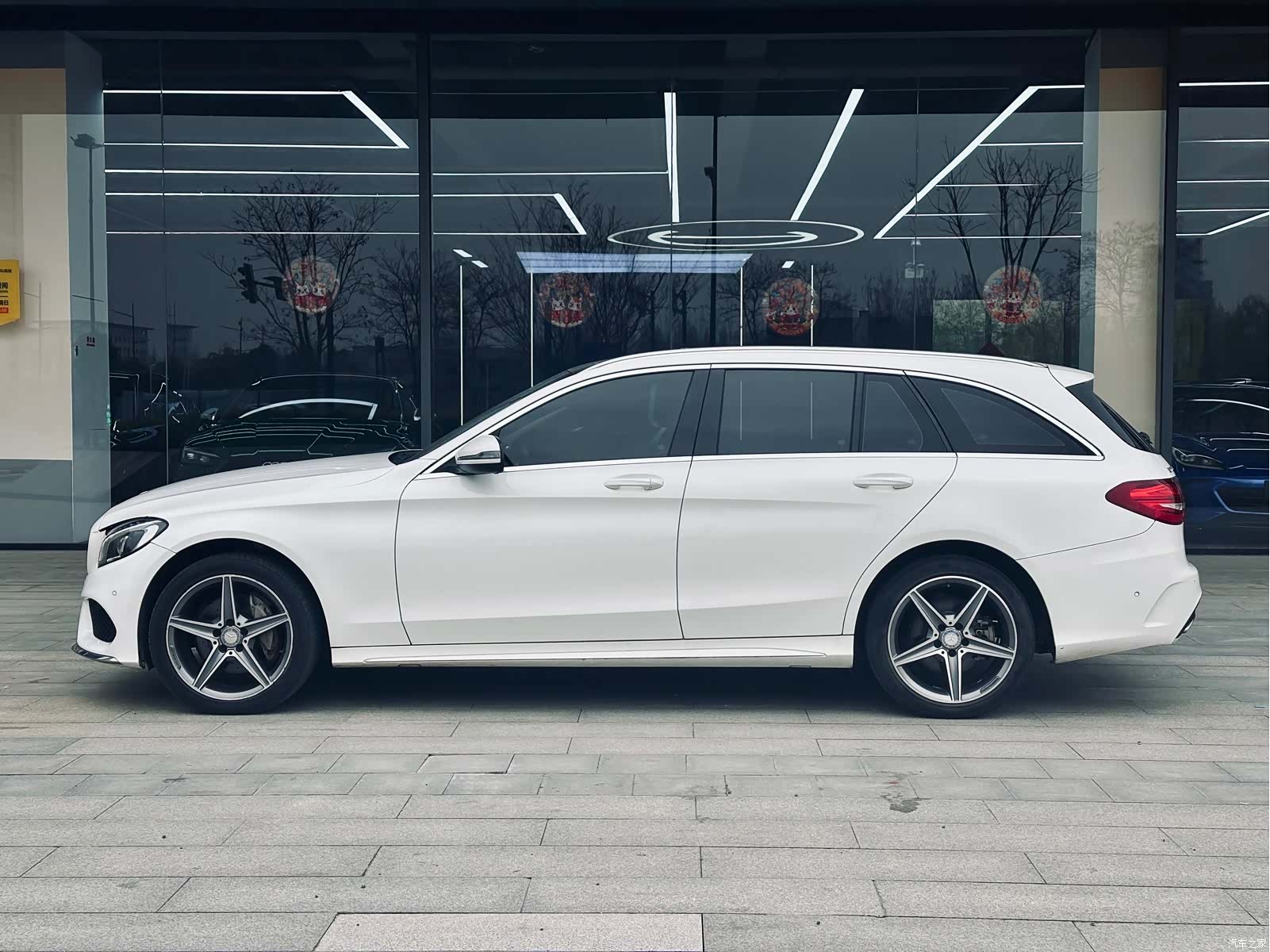 Mercedes-Benz C-Class, 2016 3