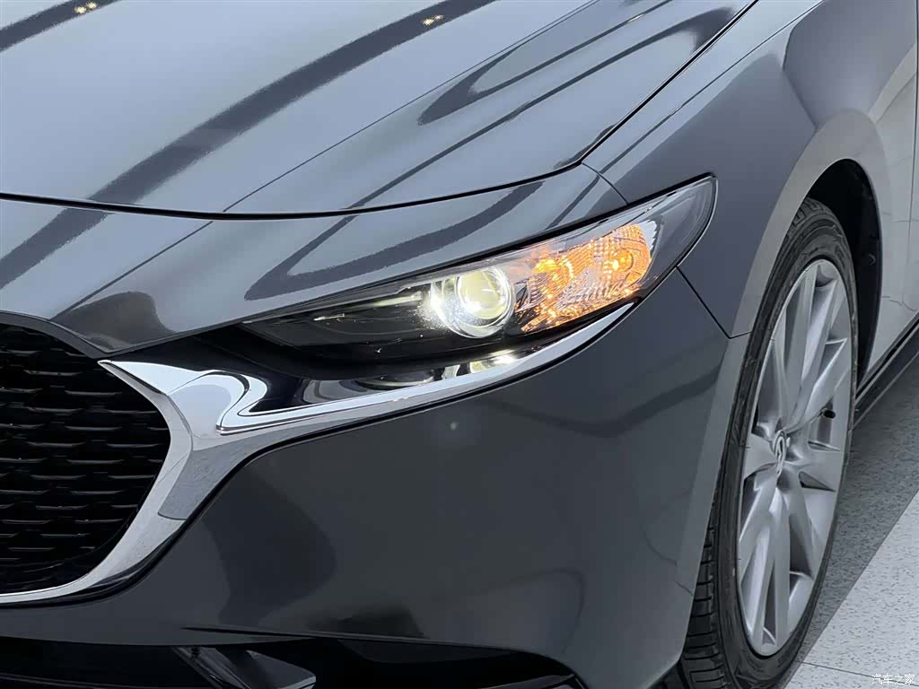 Mazda Mazda3, 2022 4