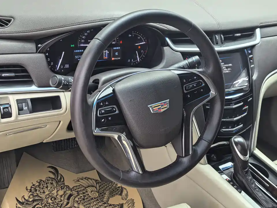 Cadillac XTS
