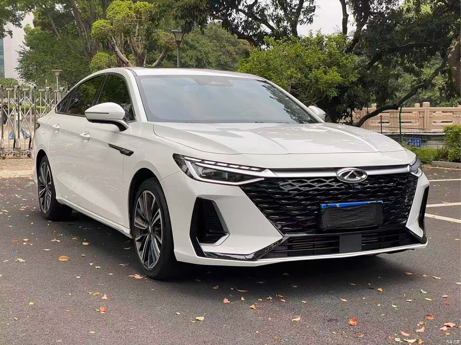 Chery Arrizo 8, 2023 3