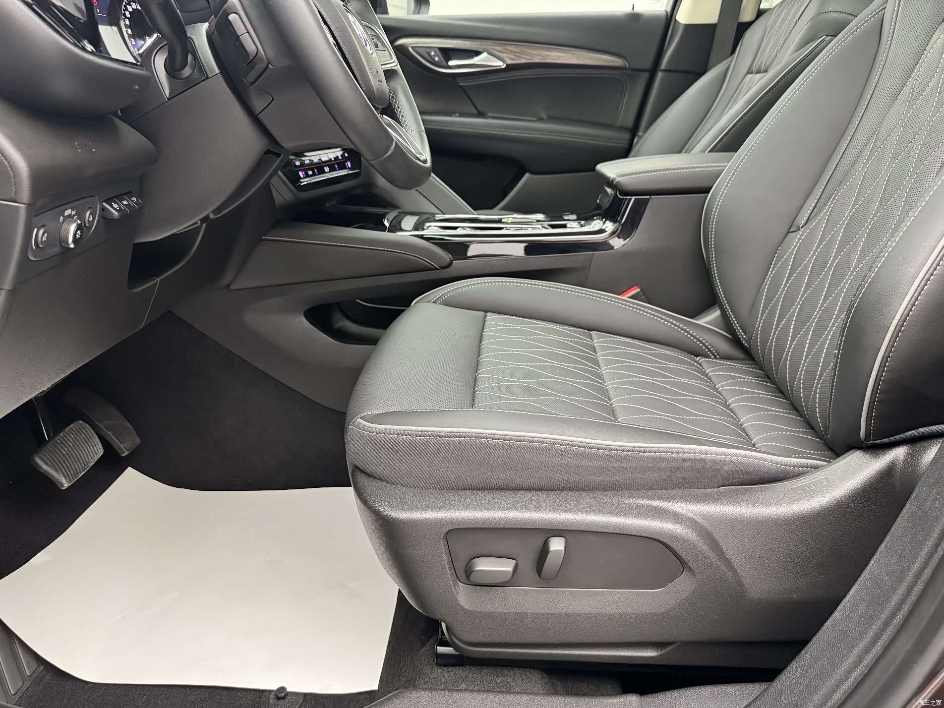 Buick Envision, 2022 17