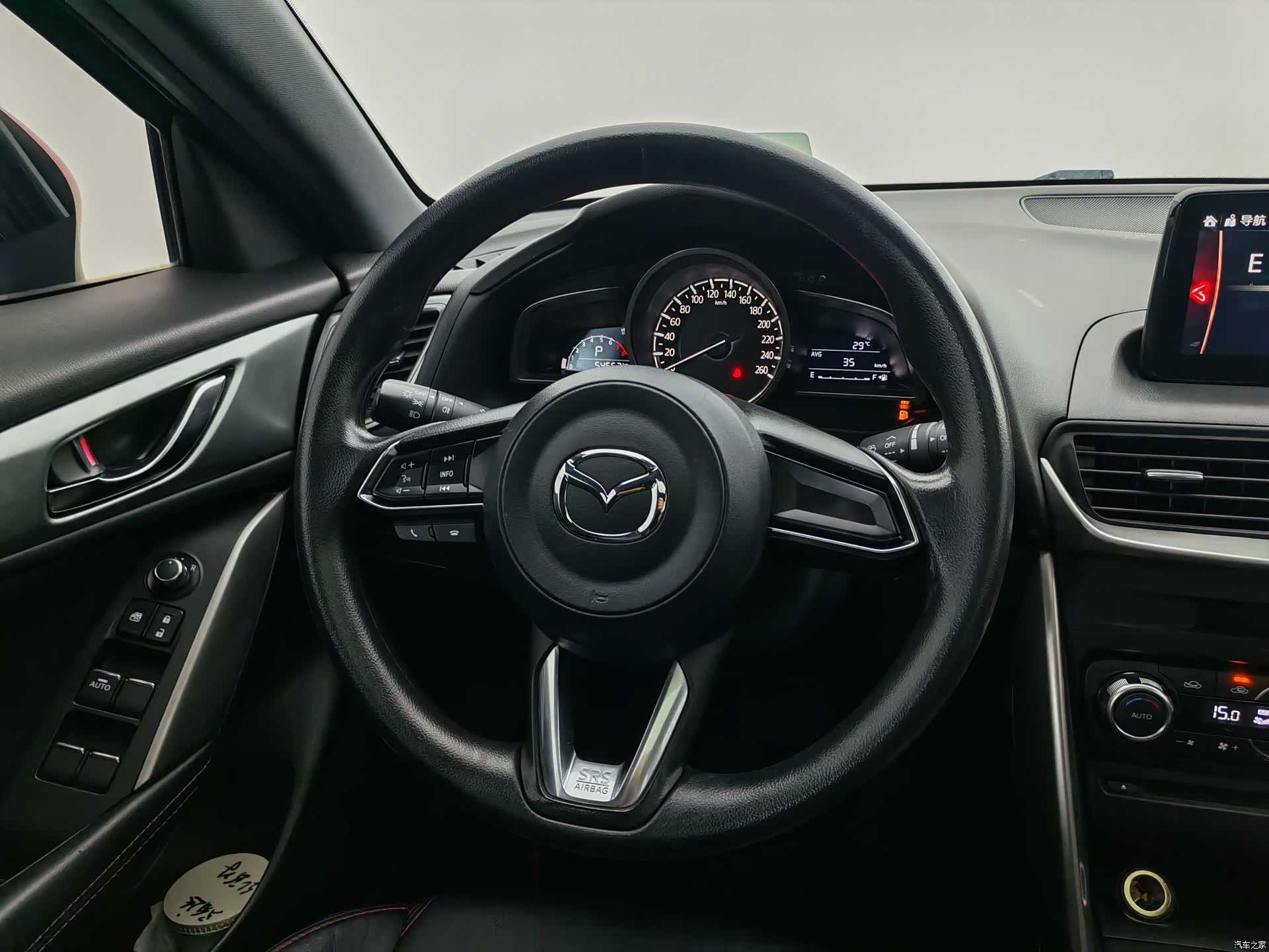 Mazda CX-4, 2019 21