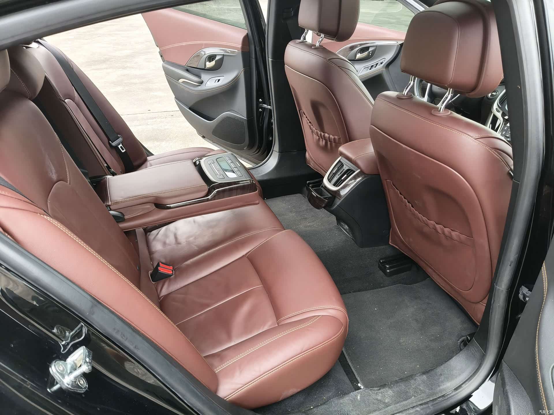 Buick LaCrosse, 2015 10