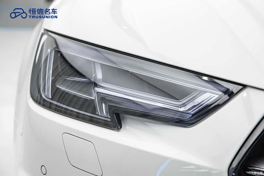 Audi A4L, 2020 10