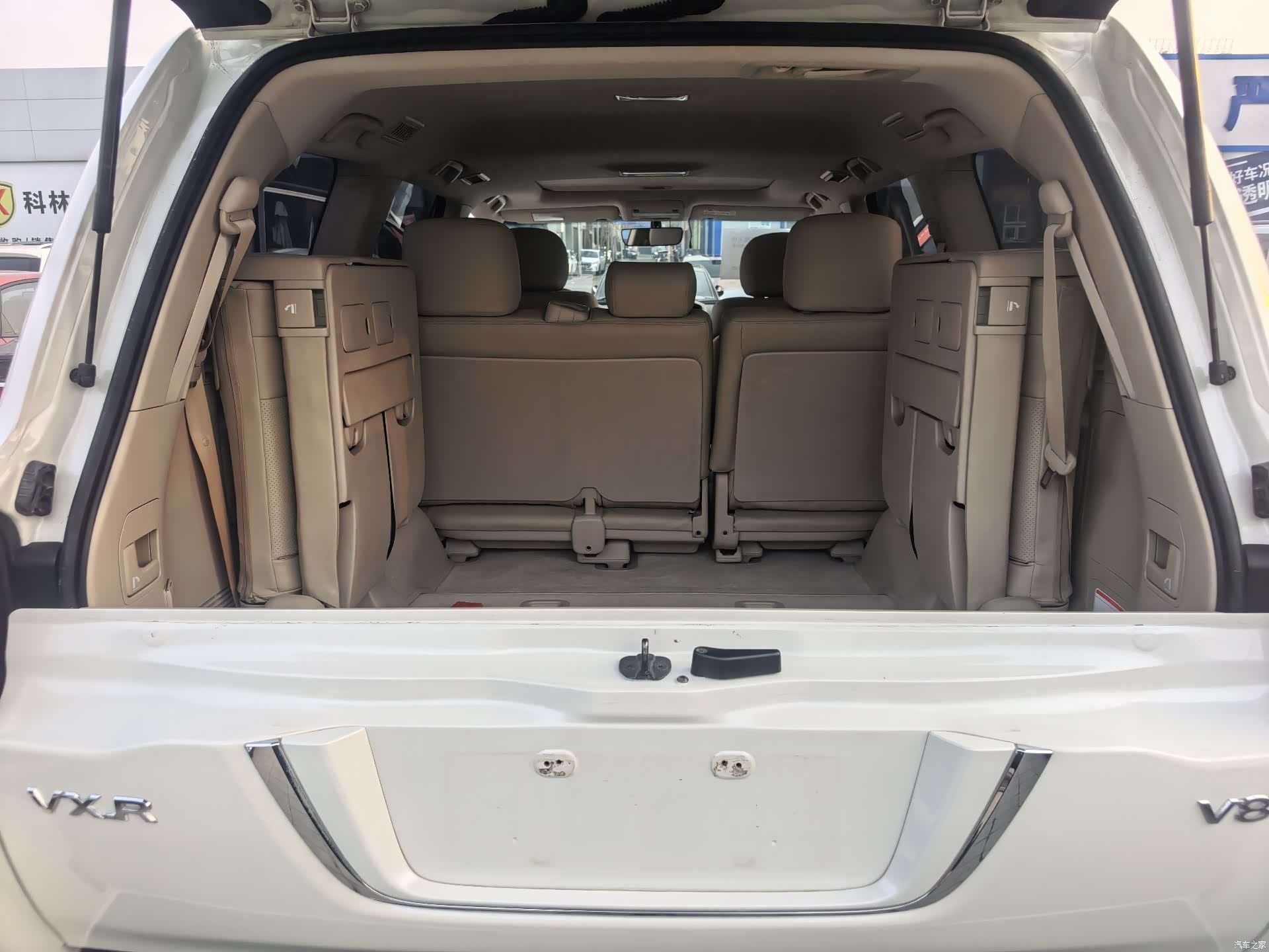 Toyota Land Cruiser, 2018 15