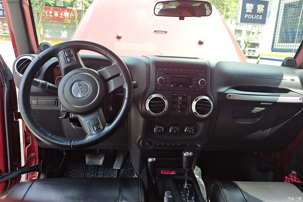 Jeep Wrangler, 2012 12