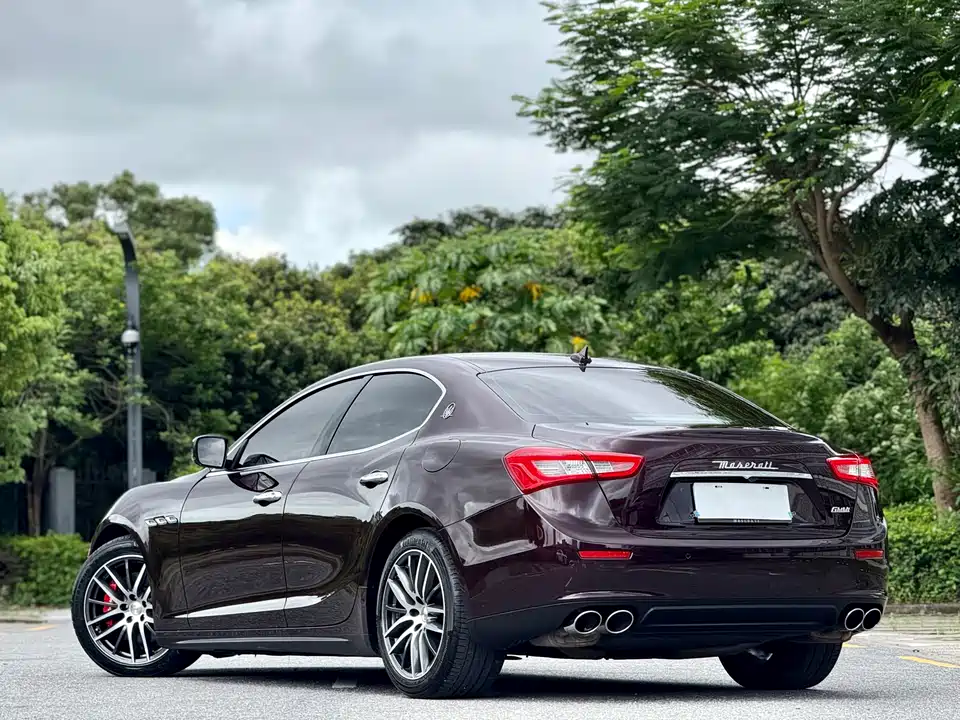 Maserati Ghibli Maserati Ghibli