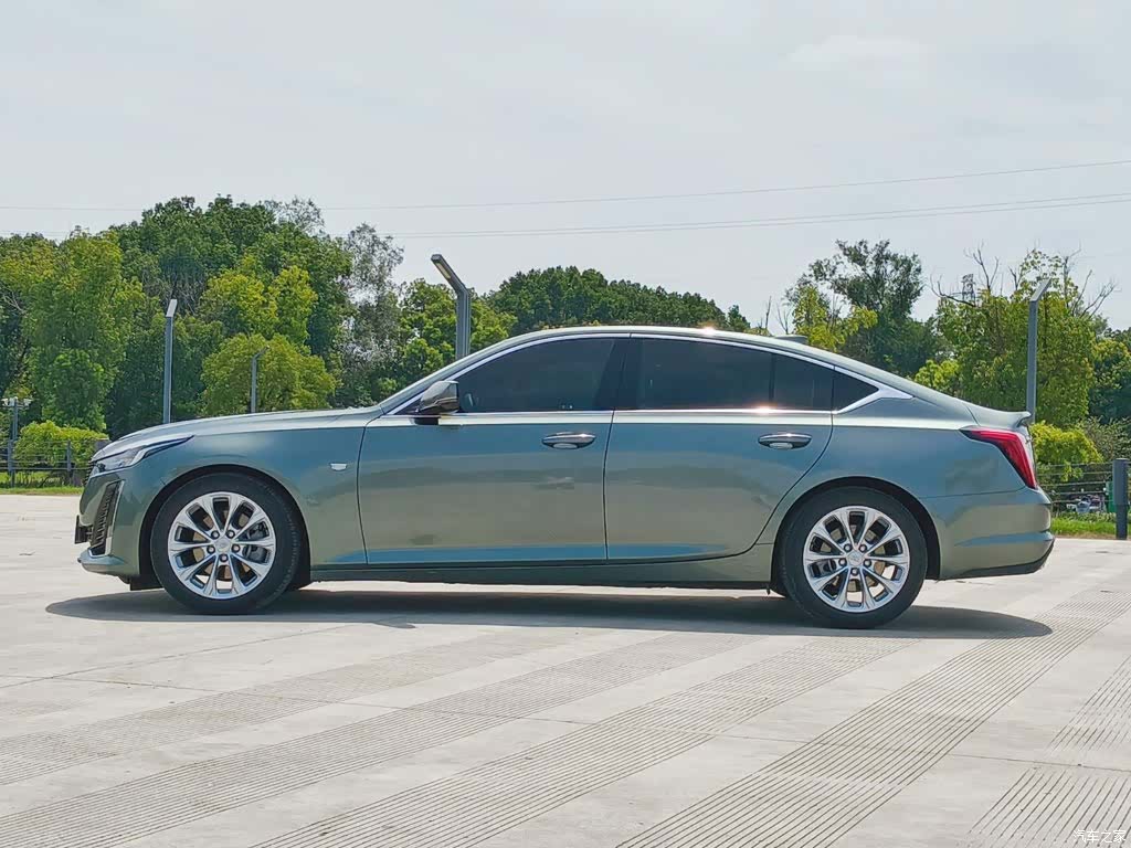 Cadillac CT5, 2022 3