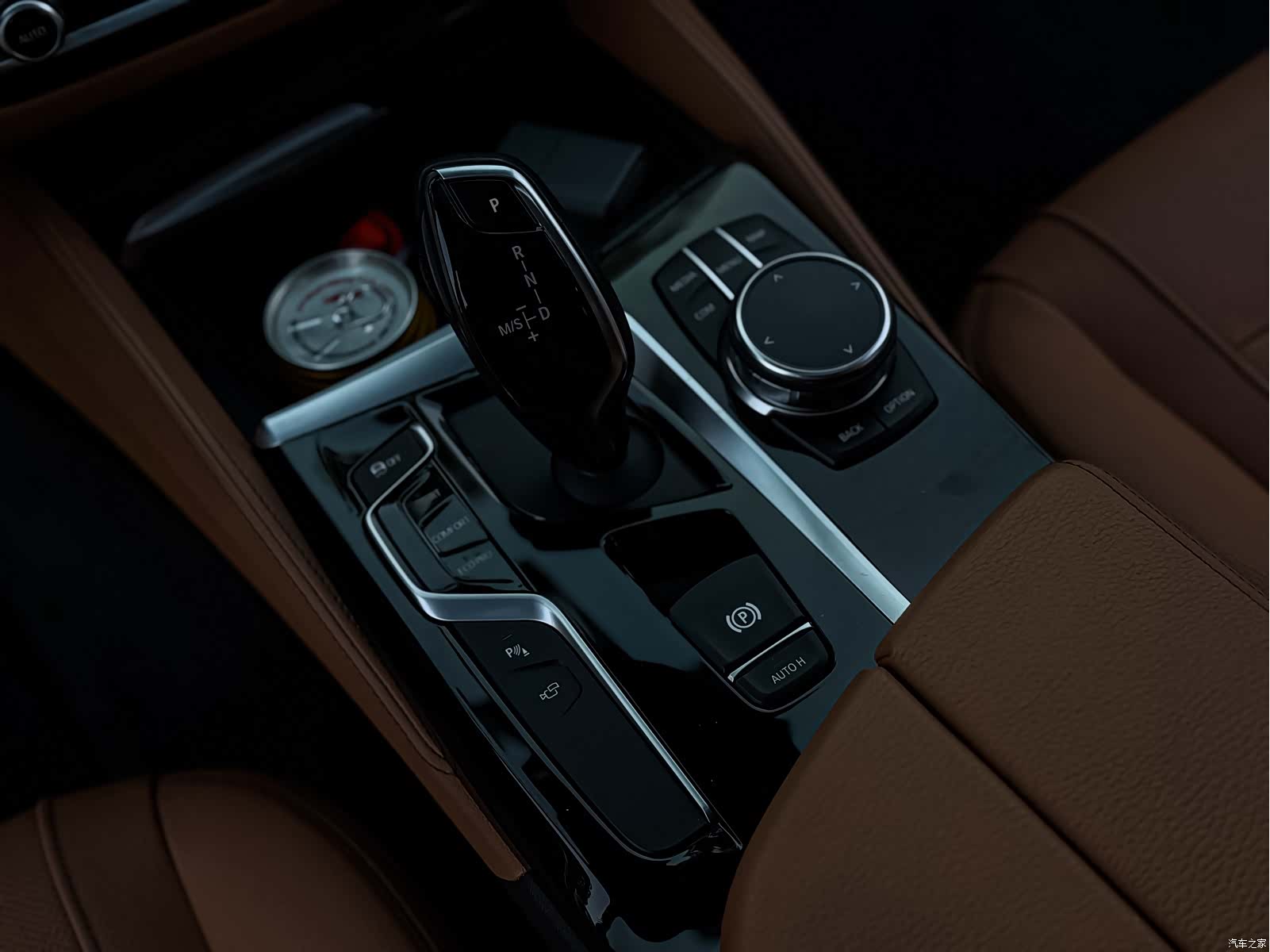 BMW 5 Series, 2018 21