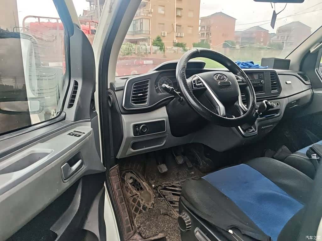 Maxus V80, 2023 14
