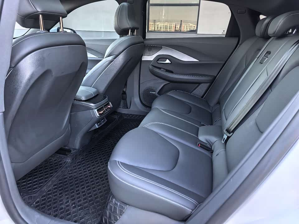 ARCFOX Polar Fox Alpha S