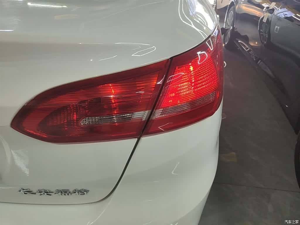 Ford Focus, 2018 8