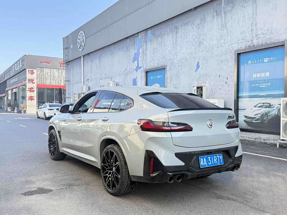 BMW X4 M40i