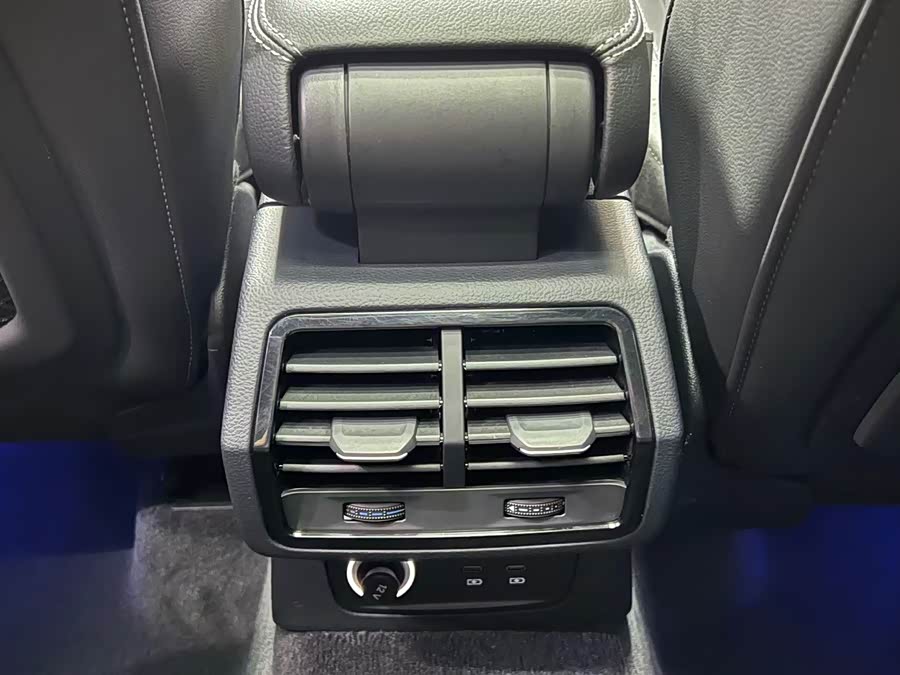 Audi Q3 2022, фото 9