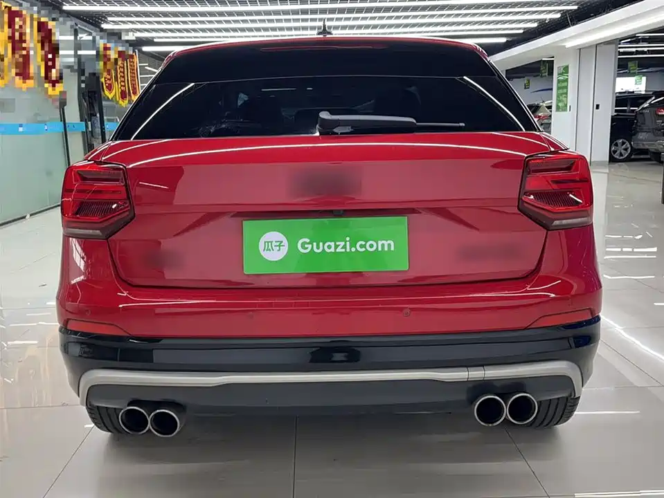 Audi Q2L