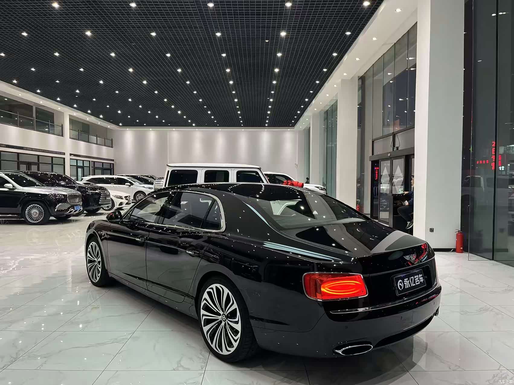Bentley Flying Spur, 2014 16