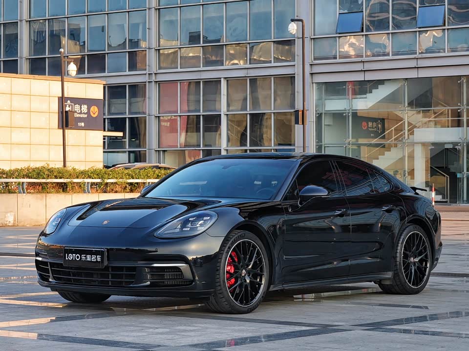 Porsche Panamera