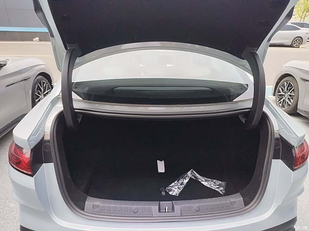 BYD Qin, 2025 19