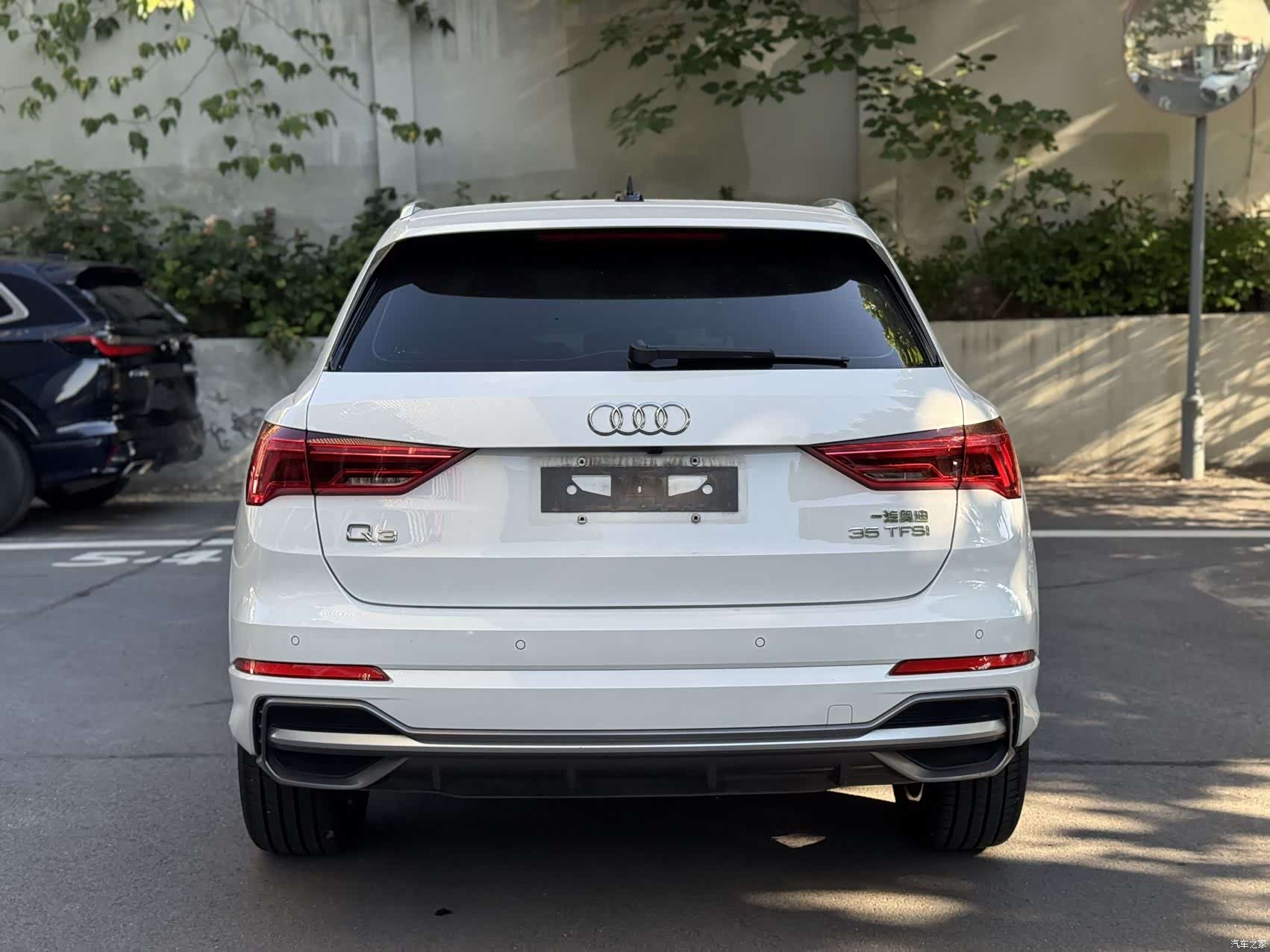 Audi Q3, 2022 все фото
