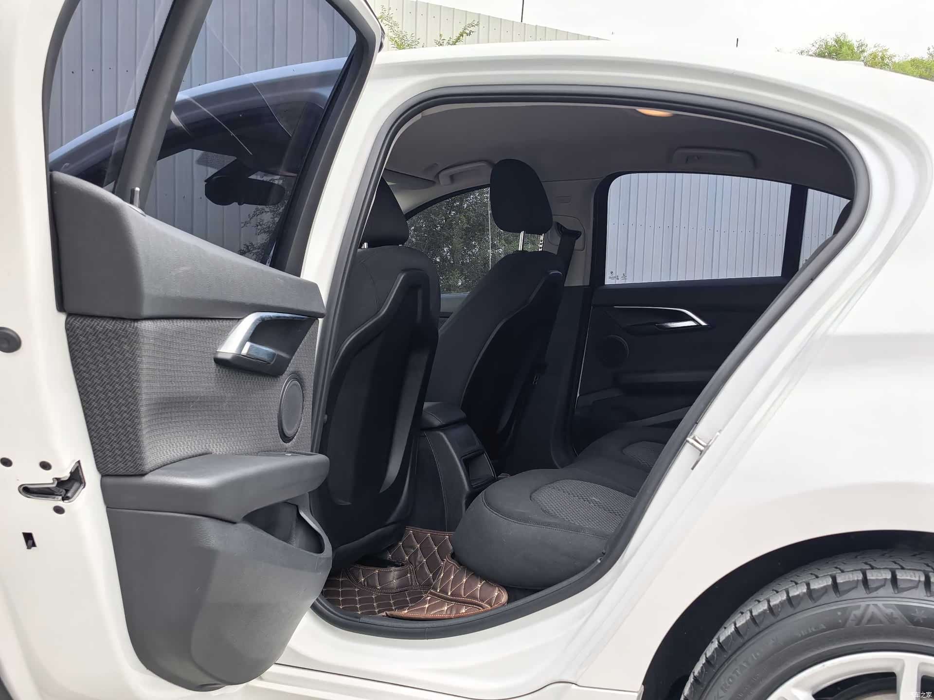 BMW 1 Series, 2017 11